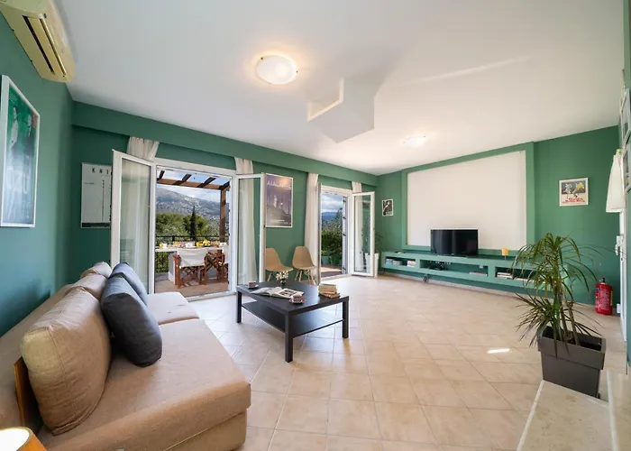 Holiday home Cinema Themed House In *