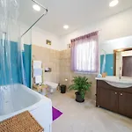 Cinema Themed House In Argostoli (Kefalonia)